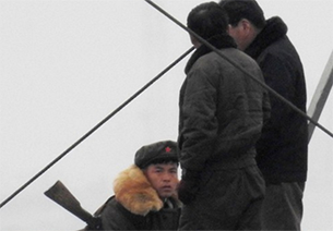 “북 고위직 감시 30분단위로 이뤄져”