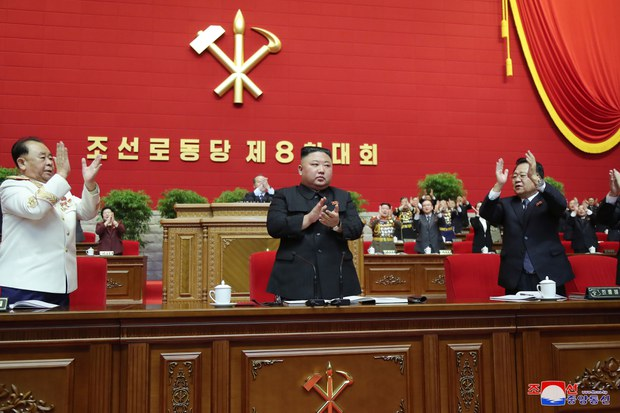 “김정은, 총비서 체제로 권력 공고화”