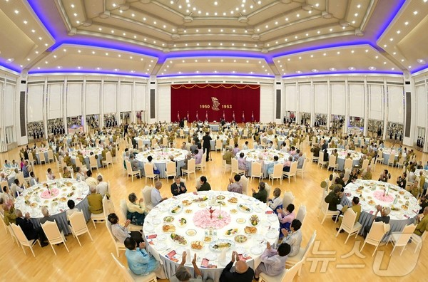북, 정전일 71돌 맞아 경축연회 등 다채로운 행사 진행(종합)