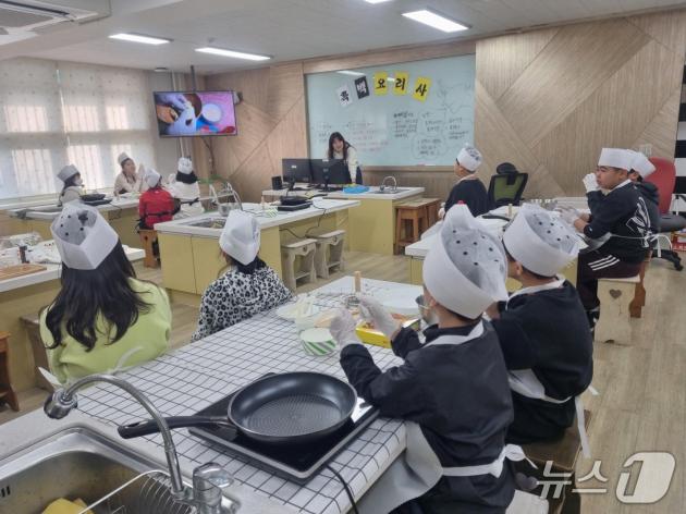 북한배경학생, 3000명…평균보다 2배 높은 학업중단율 숙제