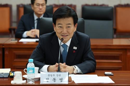 S. Korea to swiftly address alleged drone incursion into N. Korea: minister